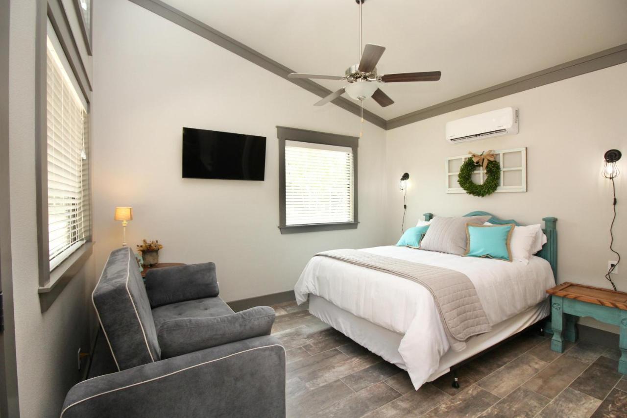 Green Acres Cottages - New Braunfels Suite Wimberley Dış mekan fotoğraf