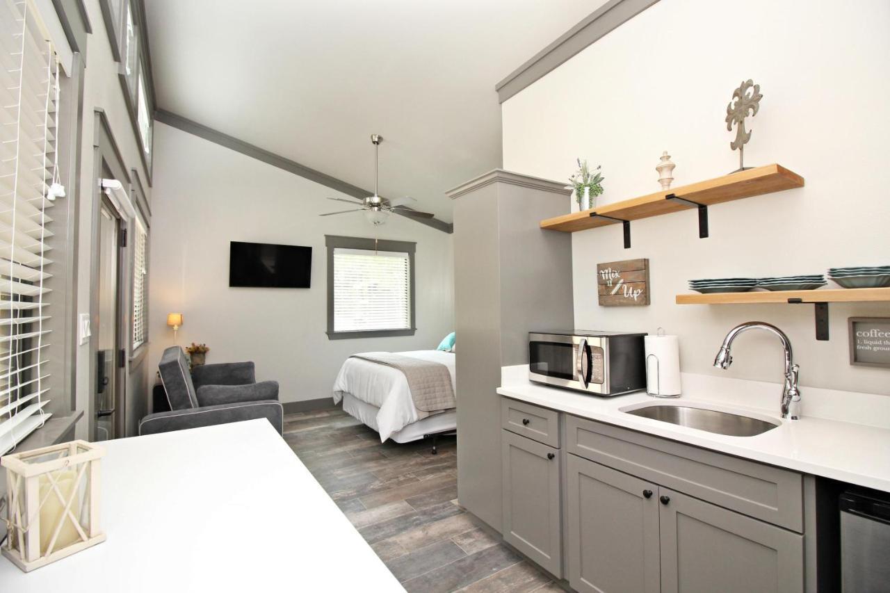 Green Acres Cottages - New Braunfels Suite Wimberley Dış mekan fotoğraf